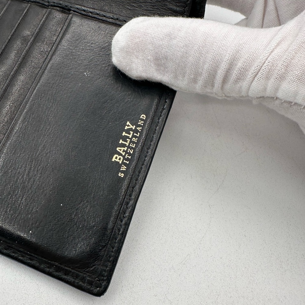 Bally bi fold Leather Wallet - Picture 9 of 12